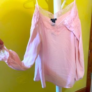 NWT rue21 top Sz am pink cold shoulder with lace